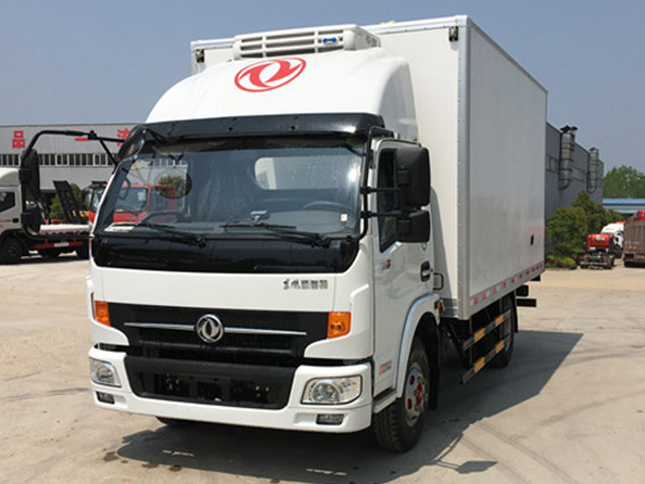 東風凱普特 4.2米冷藏車